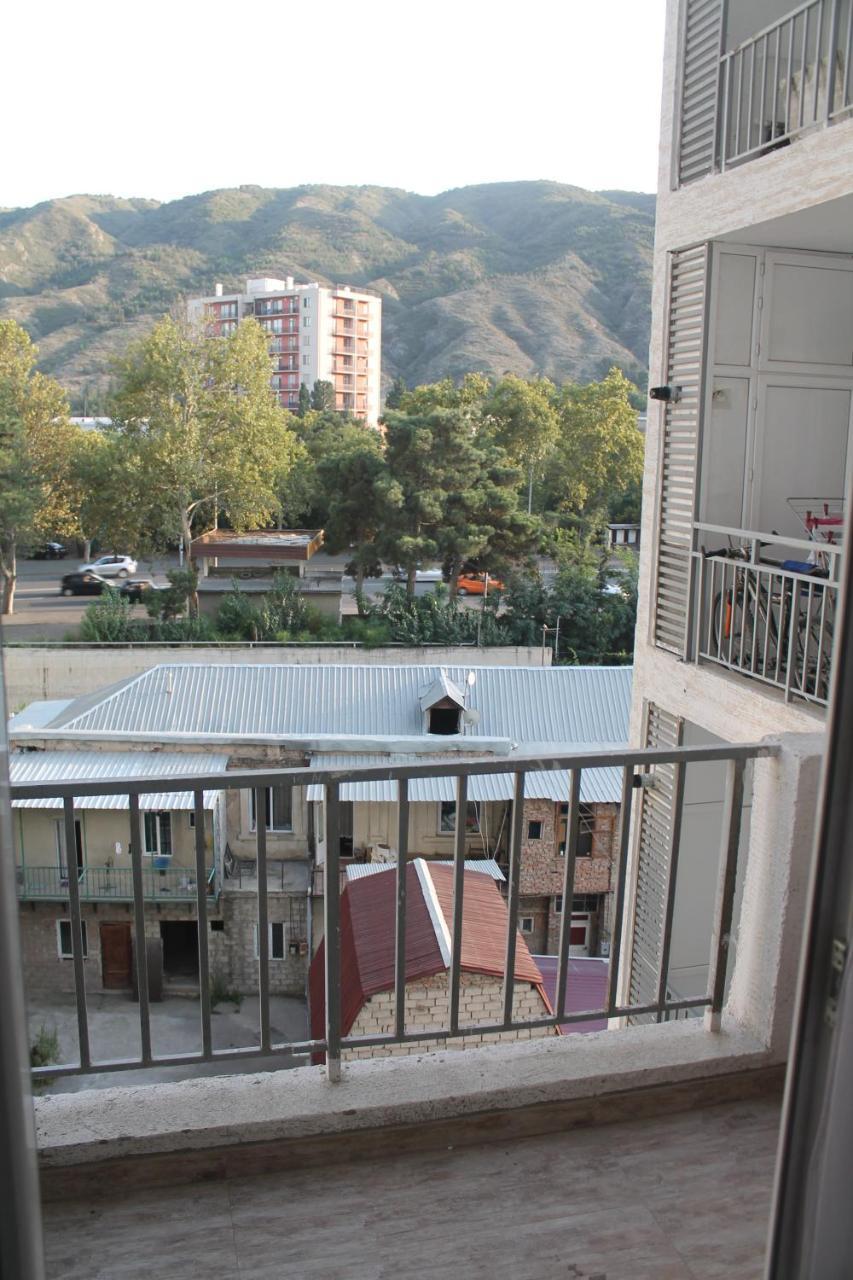 Lali'S Apartment Tiflis Exterior foto